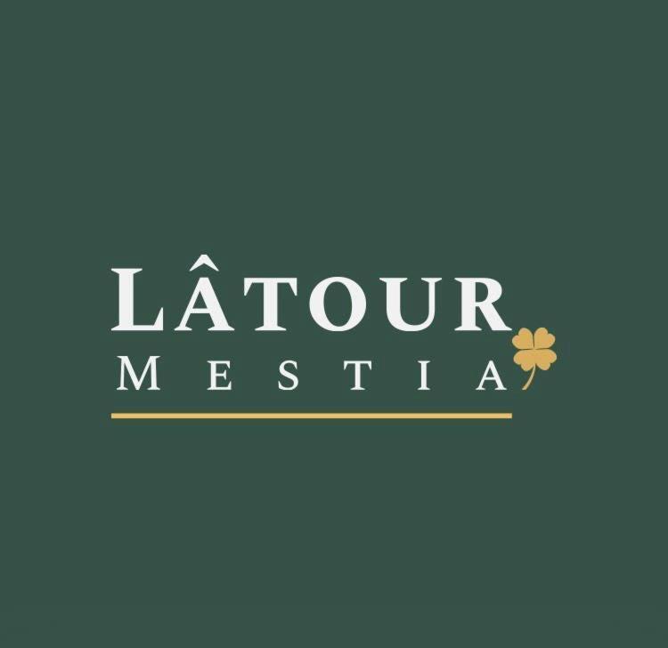 Latour Местия Экстерьер фото